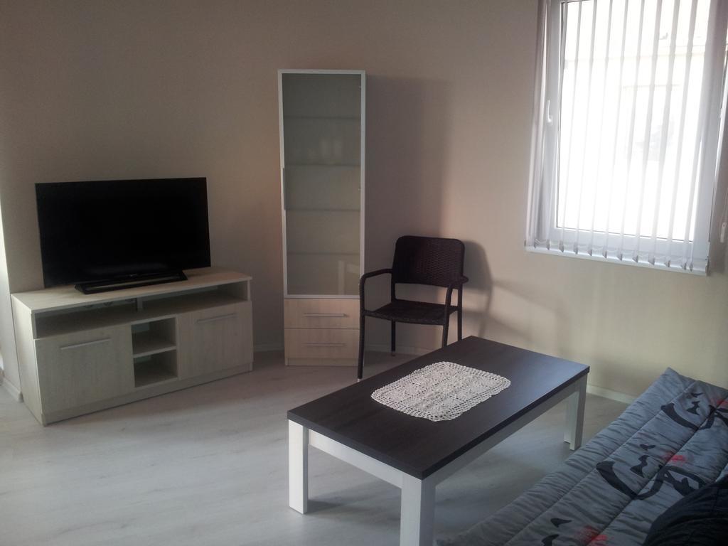 Apartment Zlatina Pomorie Habitación foto
